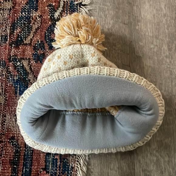 •| patagonia beanie - Picture 6 of 7